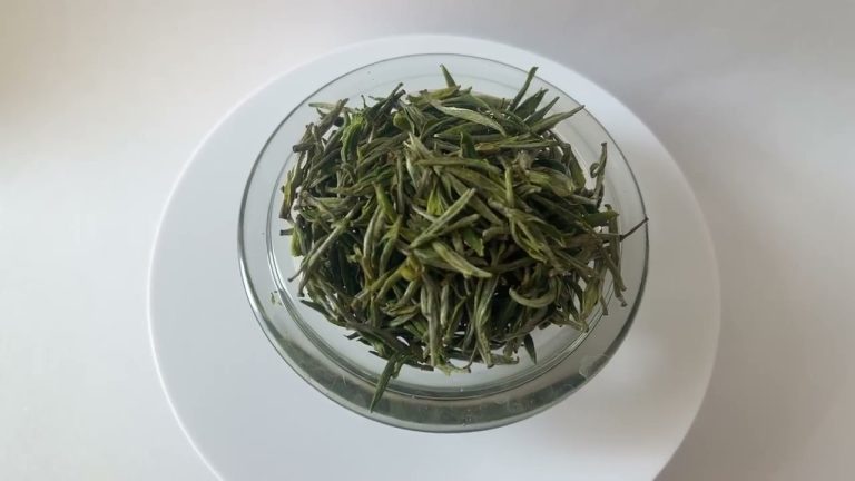 Hojas sueltas de té verde orgánico Huangshan Maofeng, granja y proveedor de China, precio al por mayor