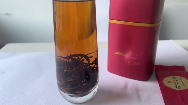 Keemun organic black tea is the best black tea with orginal armoa, Yuanjinxin facotry,wholesale,pric